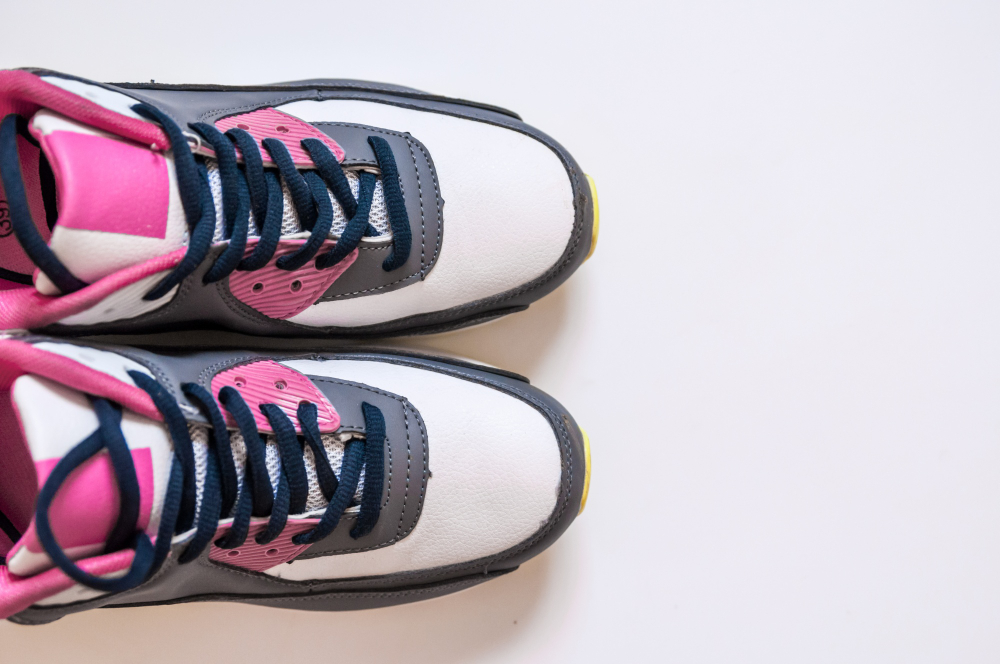 How to sell unused sneakers fast on Facebook Marketplace for quick cash